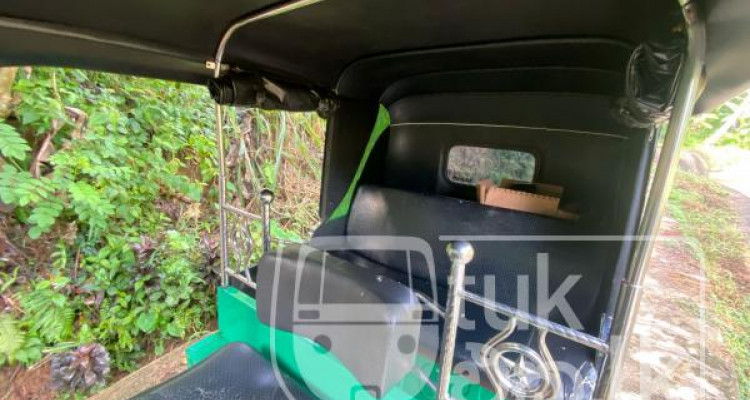 BAJAJ 2012 4 STROKE
