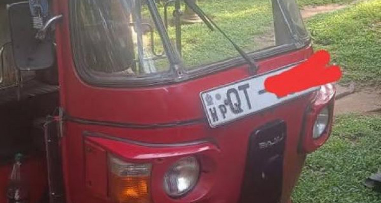 BAJAJ 2009 4 STROKE