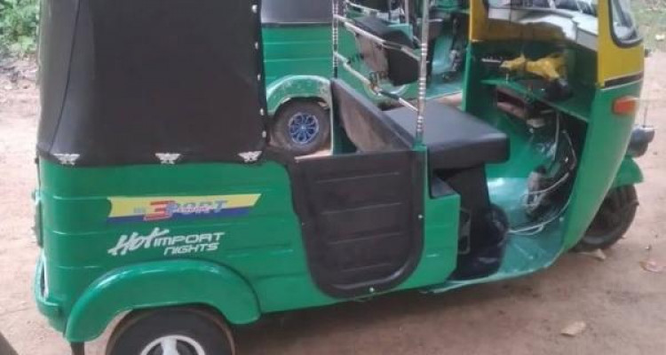 BAJAJ 1998 2 STROKE