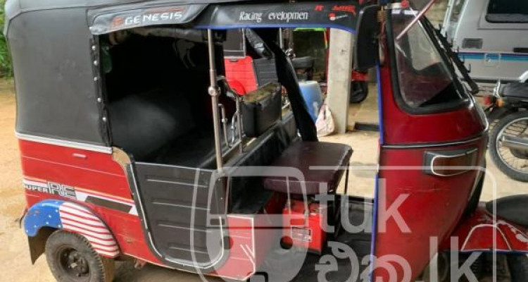 BAJAJ 2009 4 STROKE