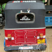 BAJAJ 2009 4 STROKE