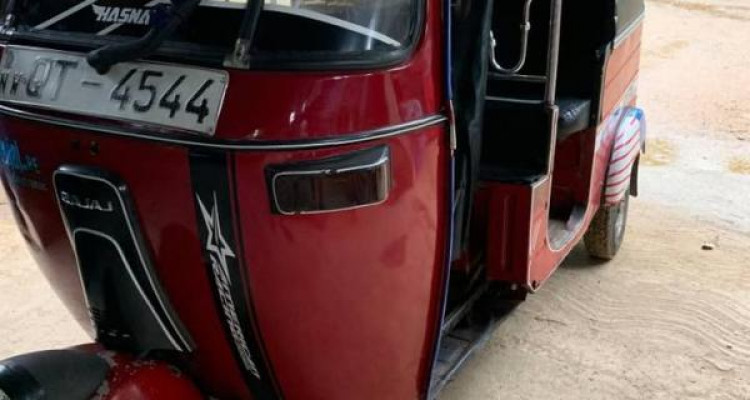 BAJAJ 2009 4 STROKE