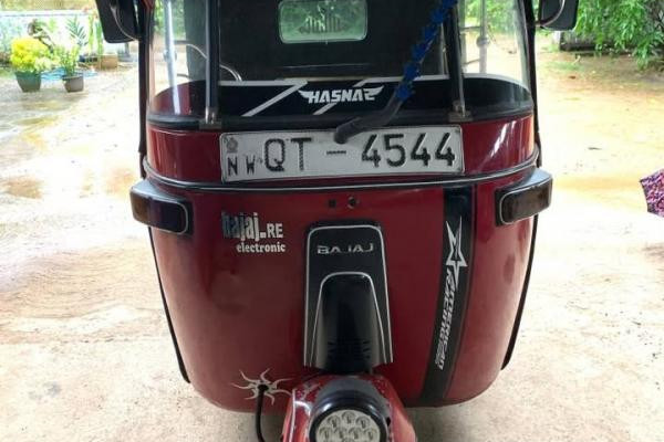 BAJAJ 2009 4 STROKE