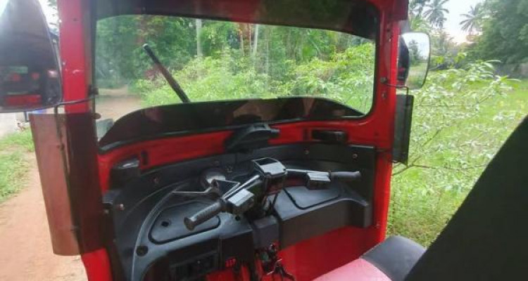 BAJAJ 2014 4 STROKE
