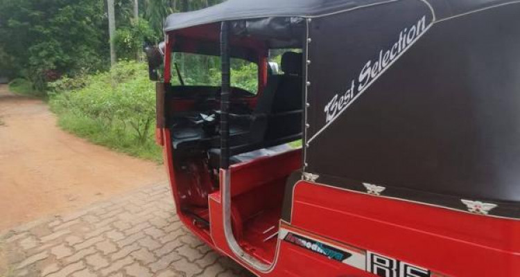 BAJAJ 2014 4 STROKE