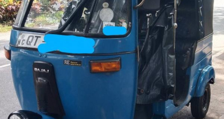 BAJAJ 2009 4 STROKE