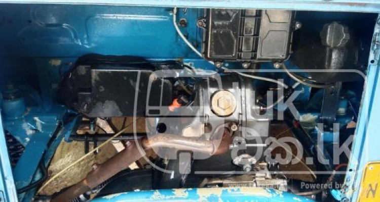 BAJAJ 2009 4 STROKE