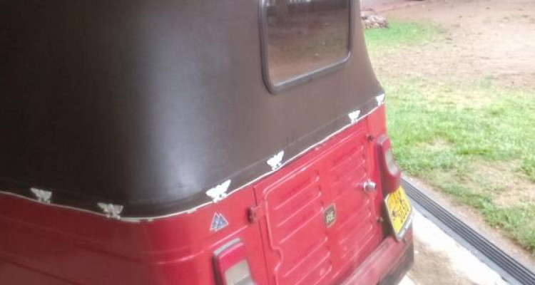 BAJAJ 2014 4 STROKE