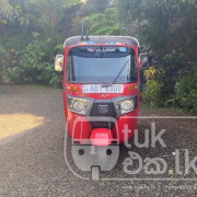 BAJAJ 2019 4 STROKE