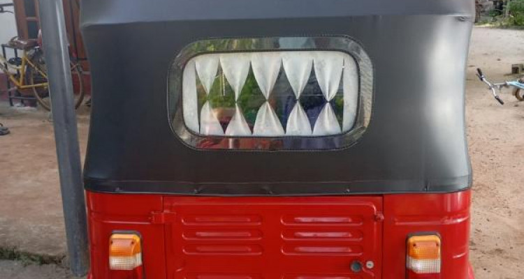 BAJAJ 2014 4 STROKE
