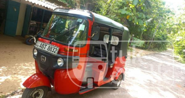 BAJAJ 2019 4 STROKE