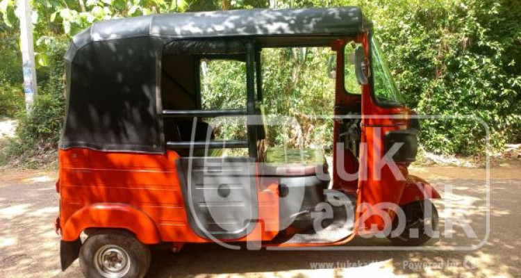 BAJAJ 2019 4 STROKE