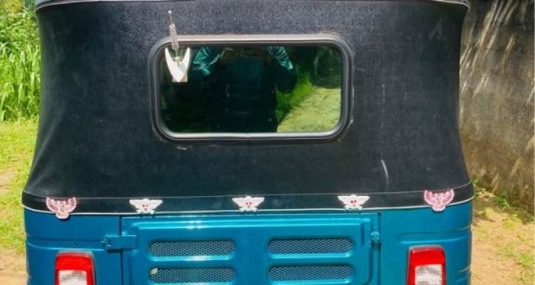 BAJAJ 2005 2 STROKE