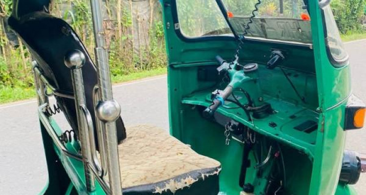 BAJAJ 2003 2 STROKE