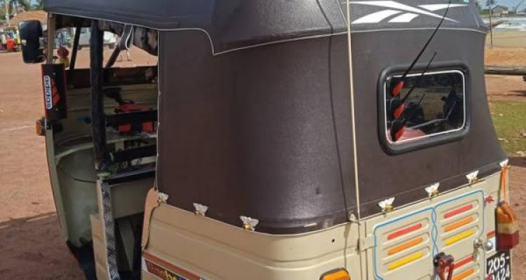 BAJAJ 1995 2 STROKE