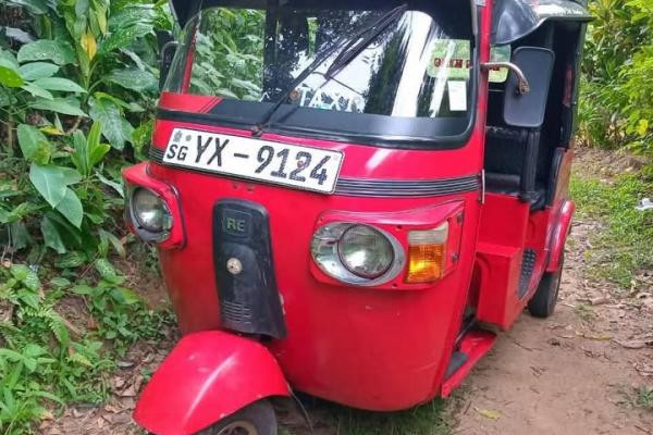 BAJAJ 2012 4 STROKE