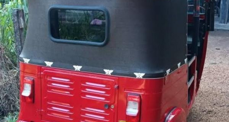 BAJAJ 2014 4 STROKE
