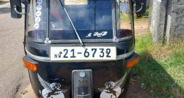 BAJAJ 1987 2 STROKE