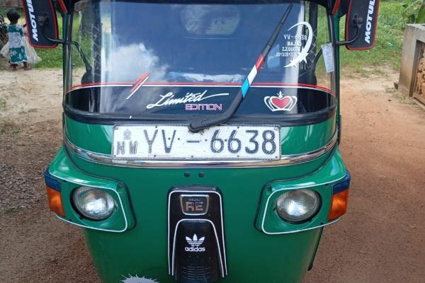 BAJAJ 2012 2 STROKE