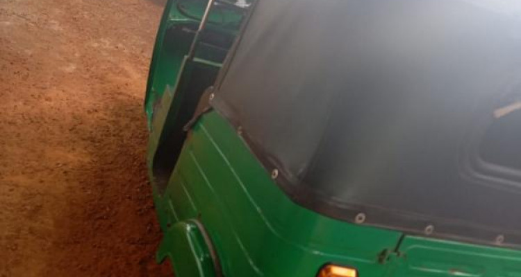 BAJAJ 2000 2 STROKE