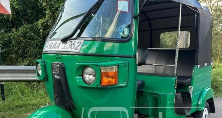 BAJAJ 2013 4 STROKE