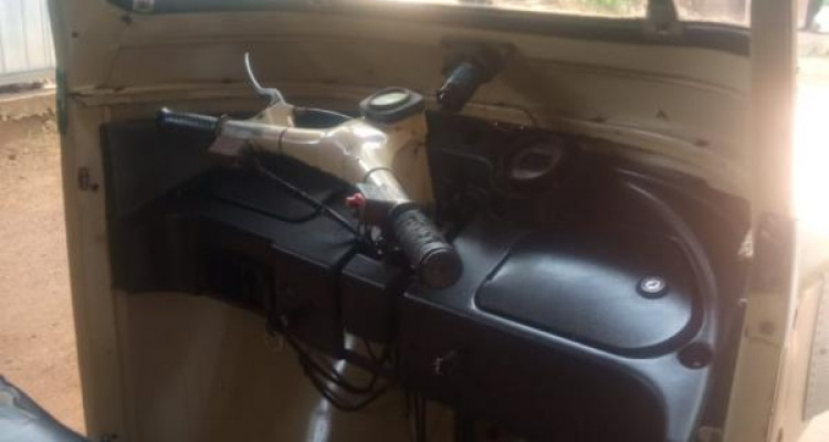 BAJAJ 2003 2 STROKE