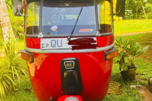 BAJAJ 2009 4 STROKE