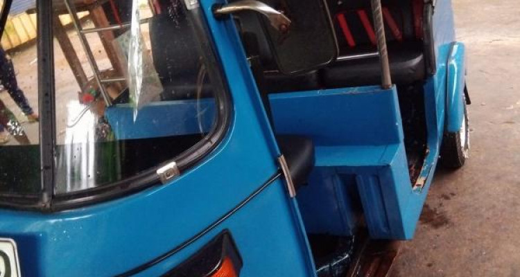 BAJAJ 2009 4 STROKE