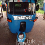 BAJAJ 2009 4 STROKE