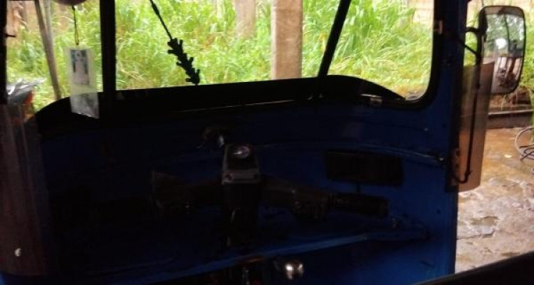 BAJAJ 2009 4 STROKE