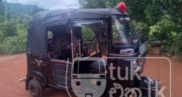 BAJAJ 2015 4 STROKE