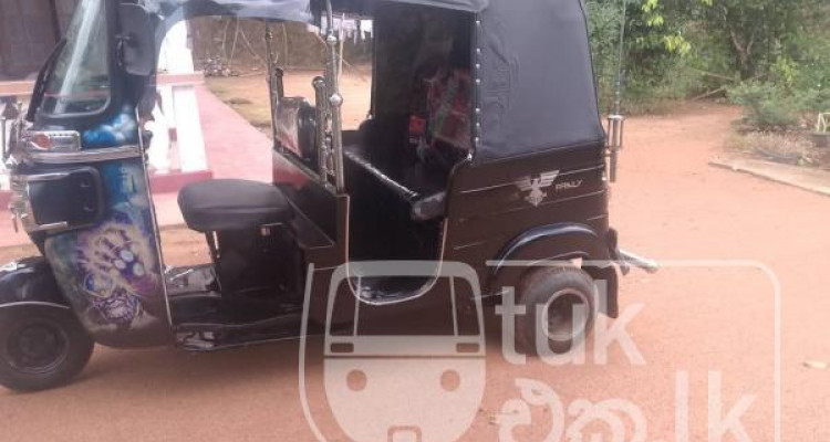 BAJAJ 2015 4 STROKE