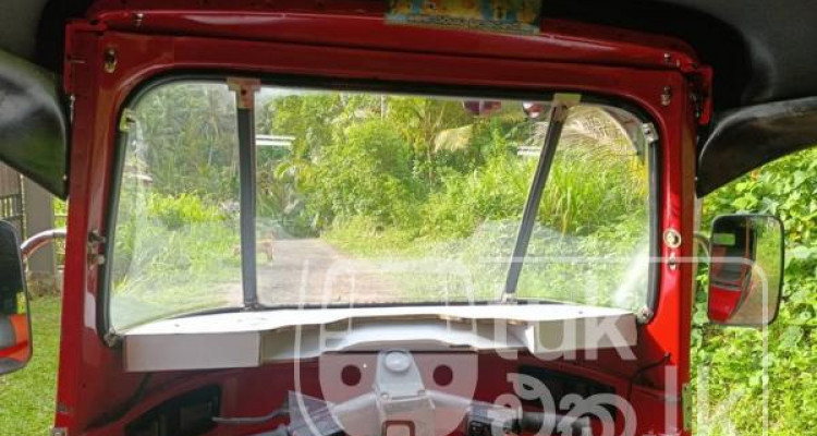 BAJAJ 2009 4 STROKE