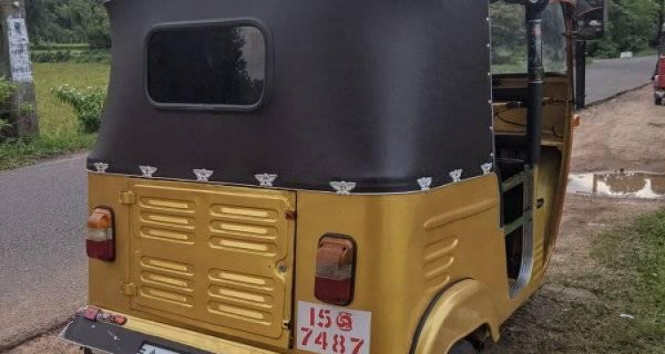 BAJAJ 1997 2 STROKE