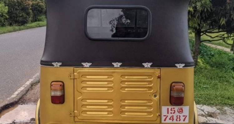 BAJAJ 1997 2 STROKE