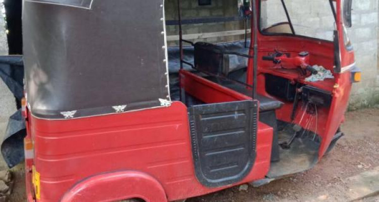 BAJAJ 1995 2 STROKE