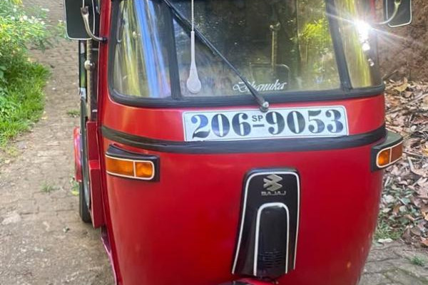 BAJAJ 1999 2 STROKE