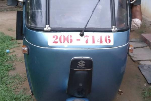 BAJAJ 1999 2 STROKE