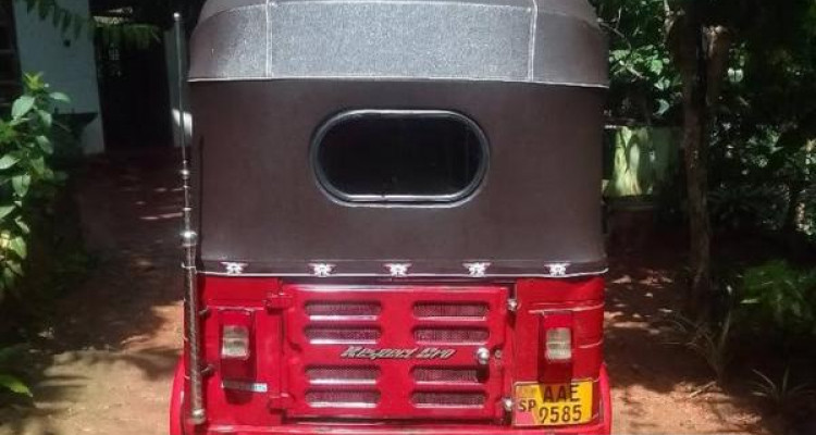 BAJAJ 2013 4 STROKE
