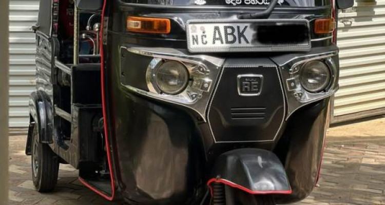 BAJAJ 2015 4 STROKE