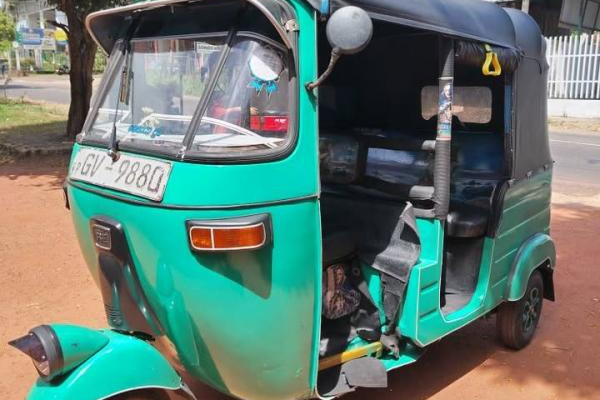 BAJAJ 2002 2 STROKE