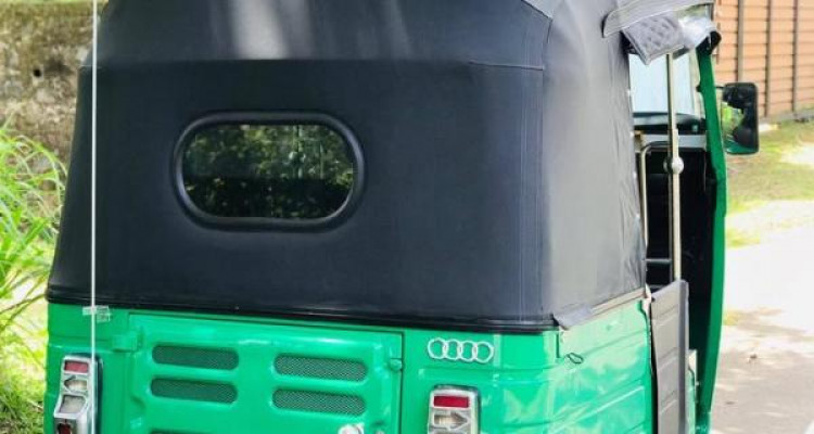 BAJAJ 2014 4 STROKE