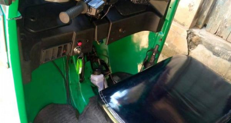 BAJAJ 2011 4 STROKE