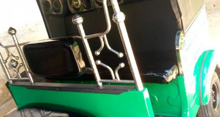 BAJAJ 2011 4 STROKE