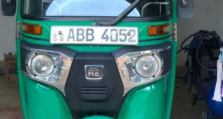 BAJAJ 2015 4 STROKE