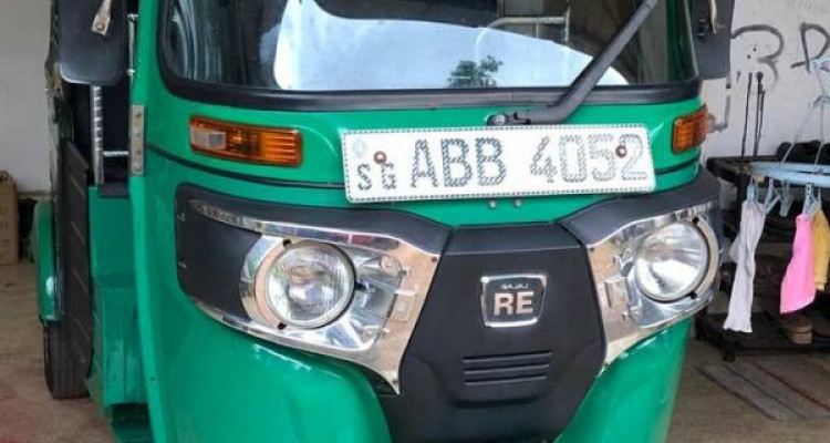 BAJAJ 2015 4 STROKE