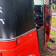 BAJAJ 2015 4 STROKE