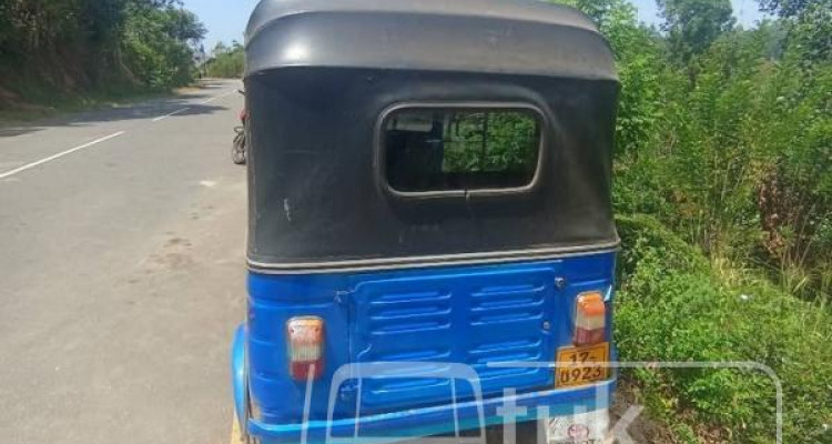 BAJAJ 1993 2 STROKE