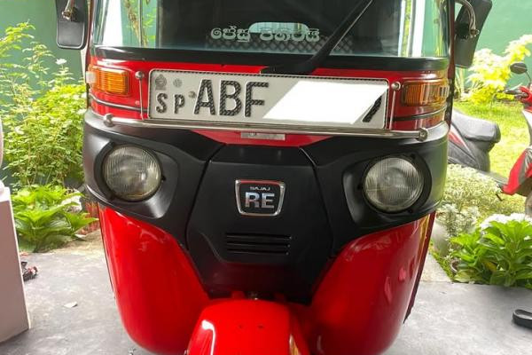 BAJAJ 2015 4 STROKE