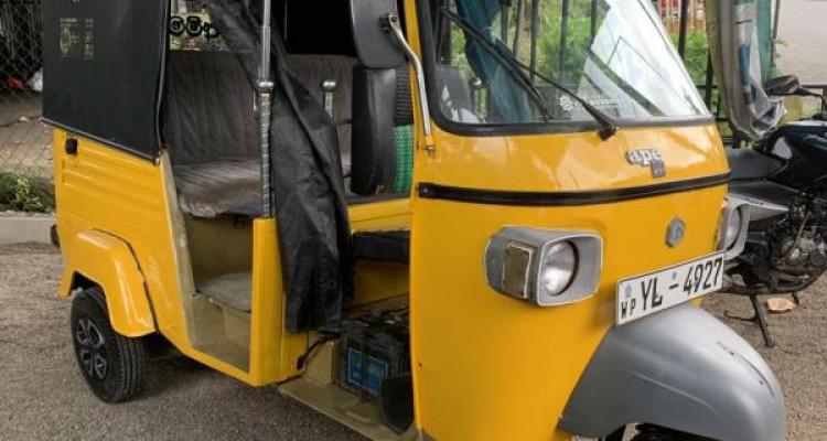 PIAGGIO 2011 APE